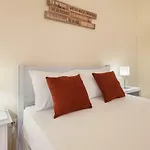 Apartament Feel At - Free Private Parking