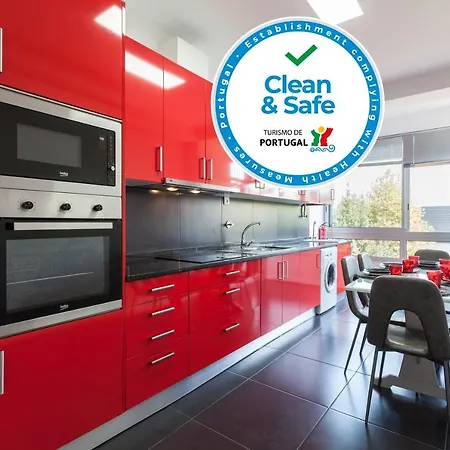 Feel At - Free Private Parking 아파트 *