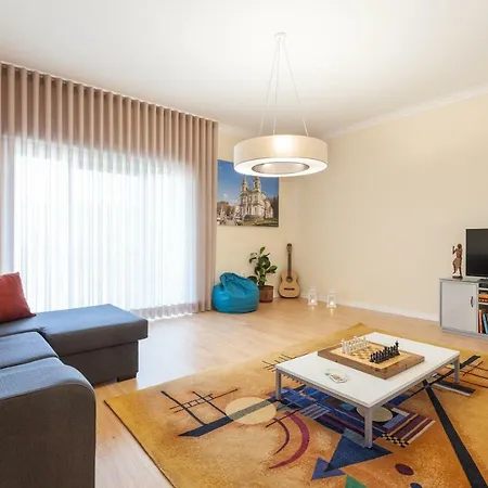 Feel At - Free Private Parking * Braga