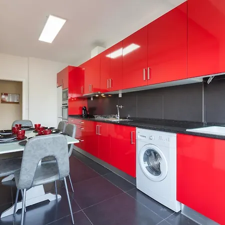 Feel At - Free Private Parking Braga