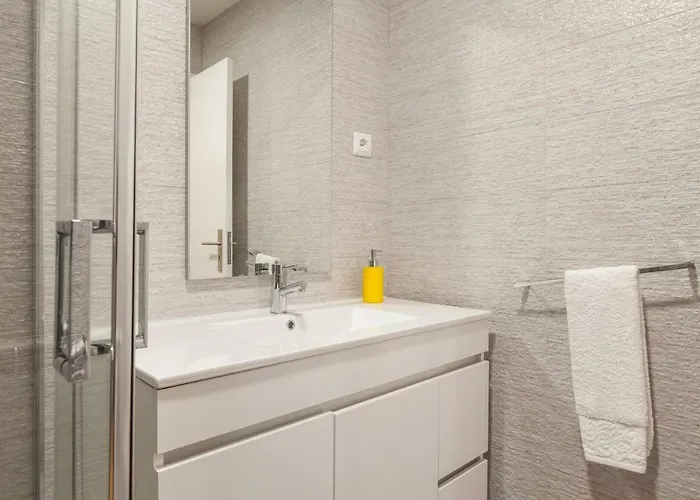 Feel At - Free Private Parking 布拉加