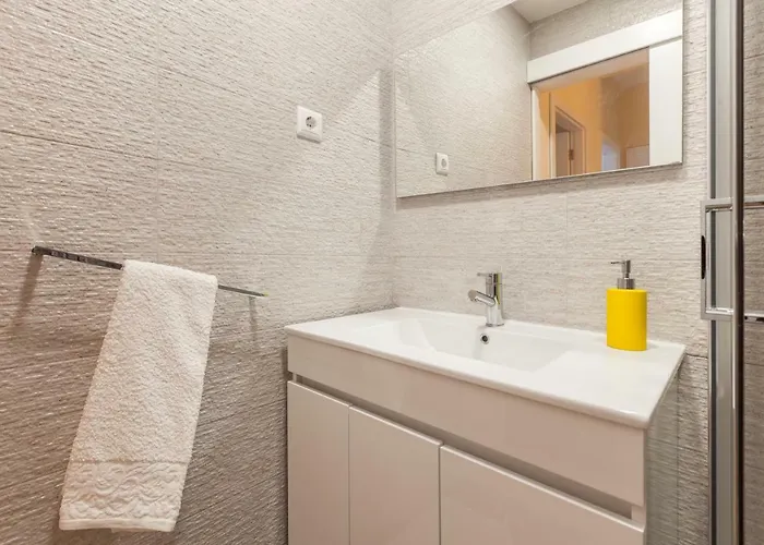 Feel At - Free Private Parking براغا